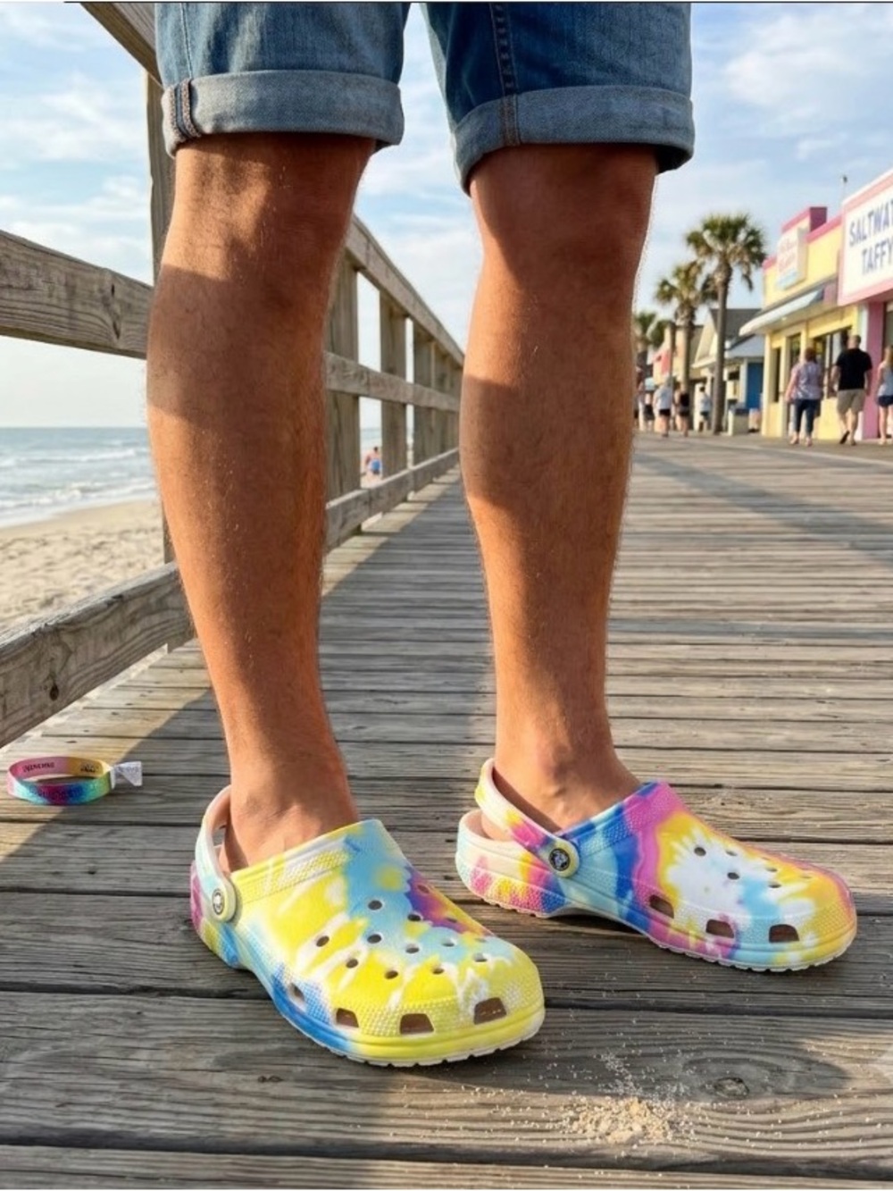 Crocs Classic Men’s Tie-Dye Beach Graphic Clogs/Sandals Multicolor Size 13